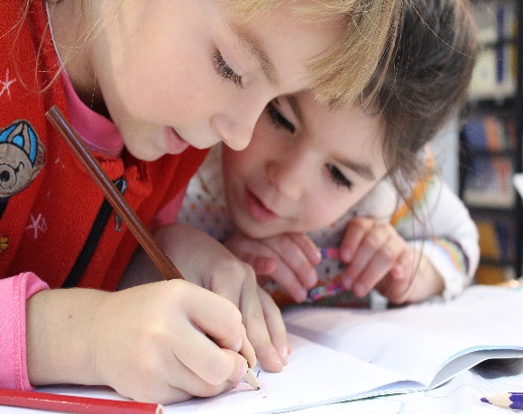 children coloring sheet family photo